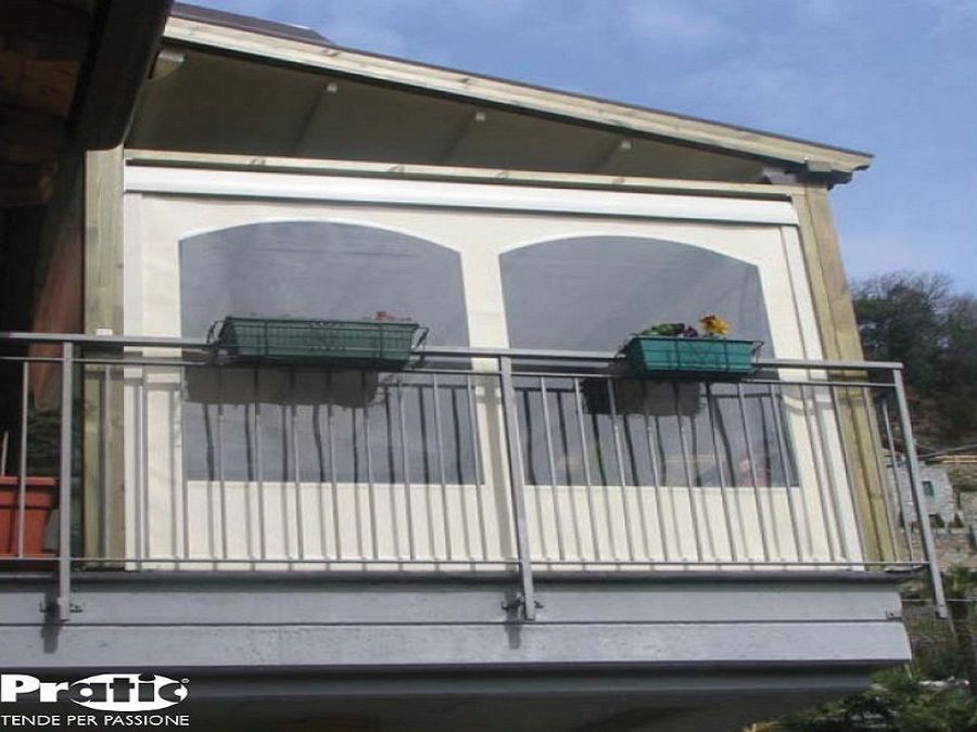 Chiusure per esterni,per verande,terrazzi,balconi,porticati,bar Verande esterne per terrazzi