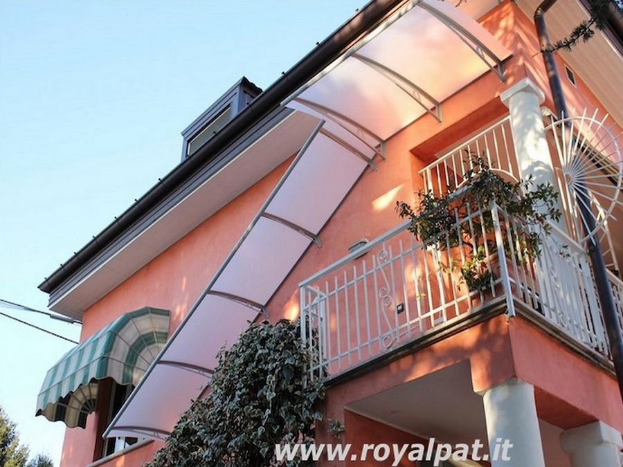 Pensiline in alluminio,ferro,acciaio inox,legno,policarbonato Compro legni ondulati per esterno