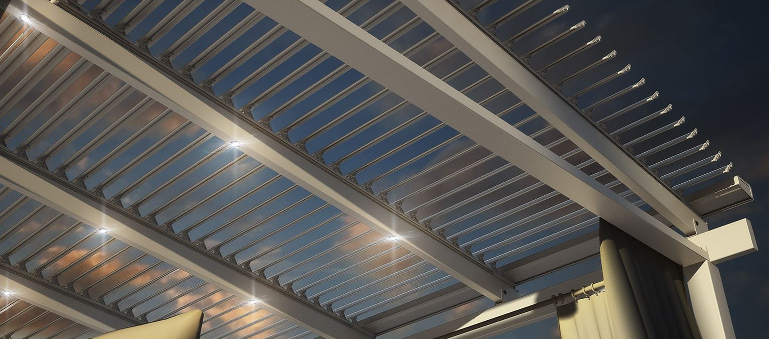 PERGOLA FRANGISOLE BIOCLIMATICA A LAMELLE ORIENTABILI AUTOPORTANTE ECLISSI