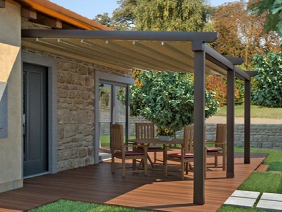 Pergolato in alluminio,ferro e legno