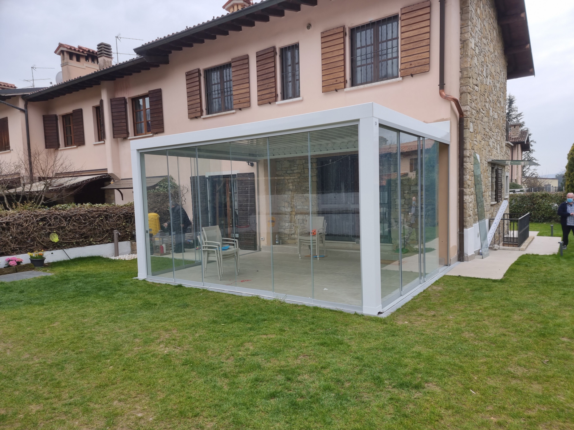 PERGOLE BIOCLIMATICHE CHIUSE