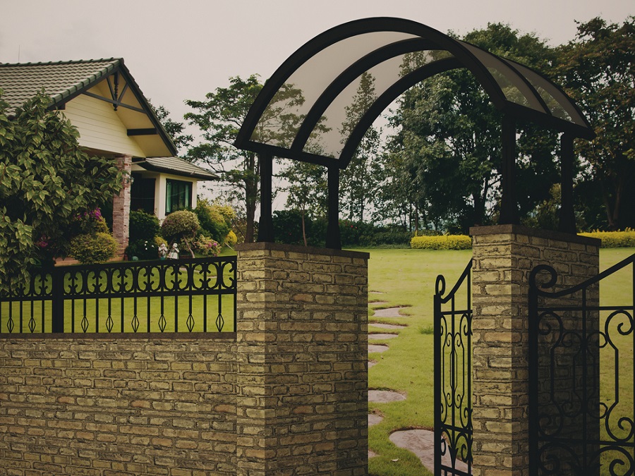 TETTOIA INGRESSO VILLA
