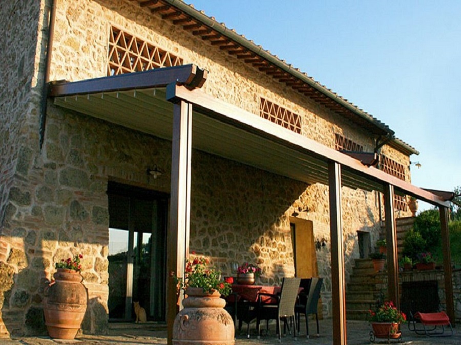 TETTOIE IN LEGNO LAMELLARE PER TERRAZZI