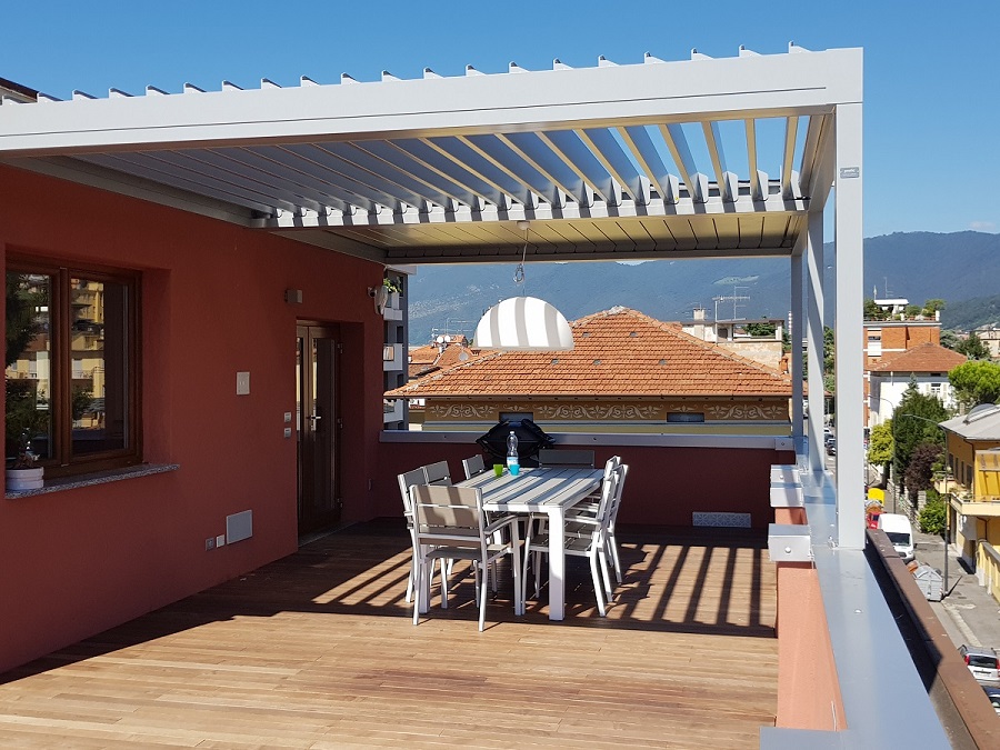 TETTOIE MODERNE PER TERRAZZI