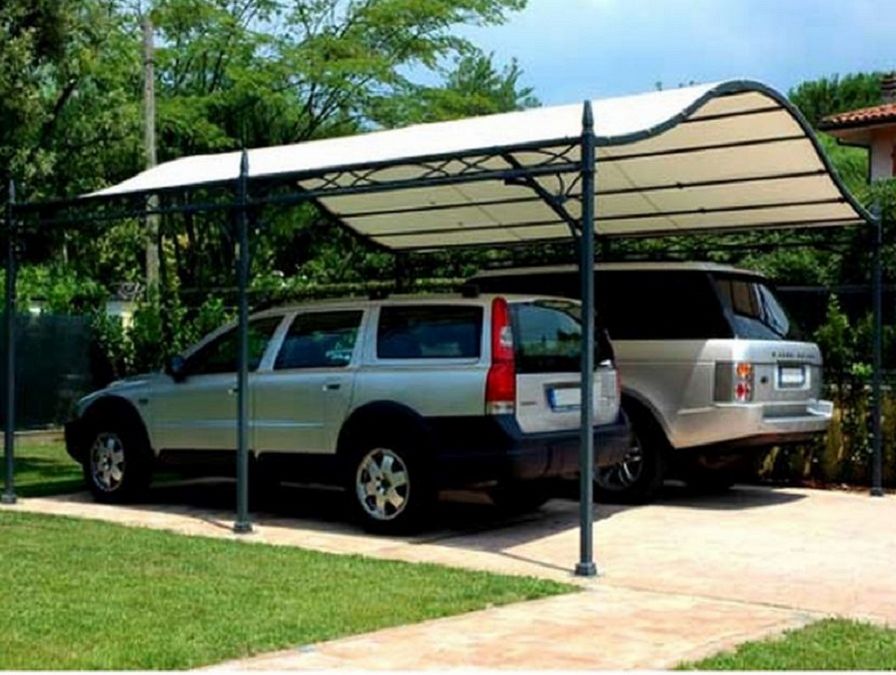 TETTOIE PER AUTO DA GIARDINO